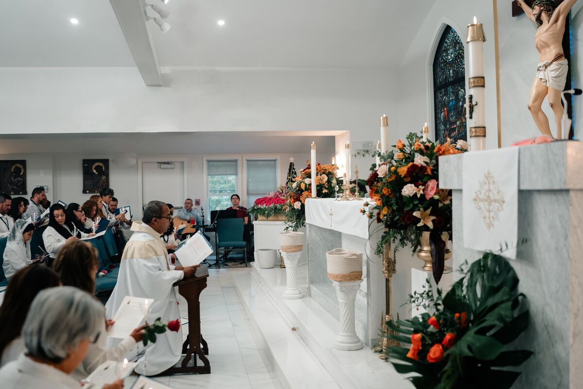 Mass with the music ministry beside the altar