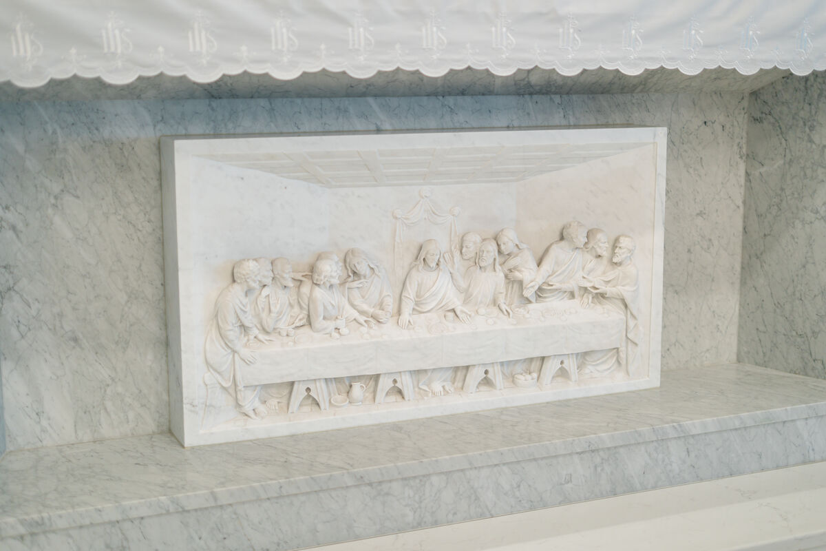 Marble Last Supper relief on the altar frontal